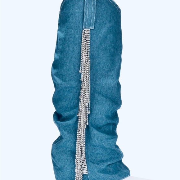 Step on into Fall - Picture 5 of 12